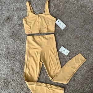 Nike Yoga Pants & Bra a Matching Set NWT- mustard yellow